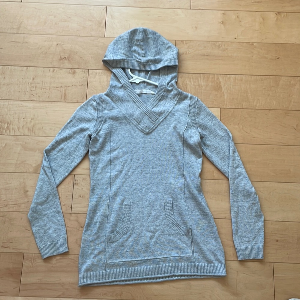 Omelo hooded pullover      Light Gray Sweater XXS